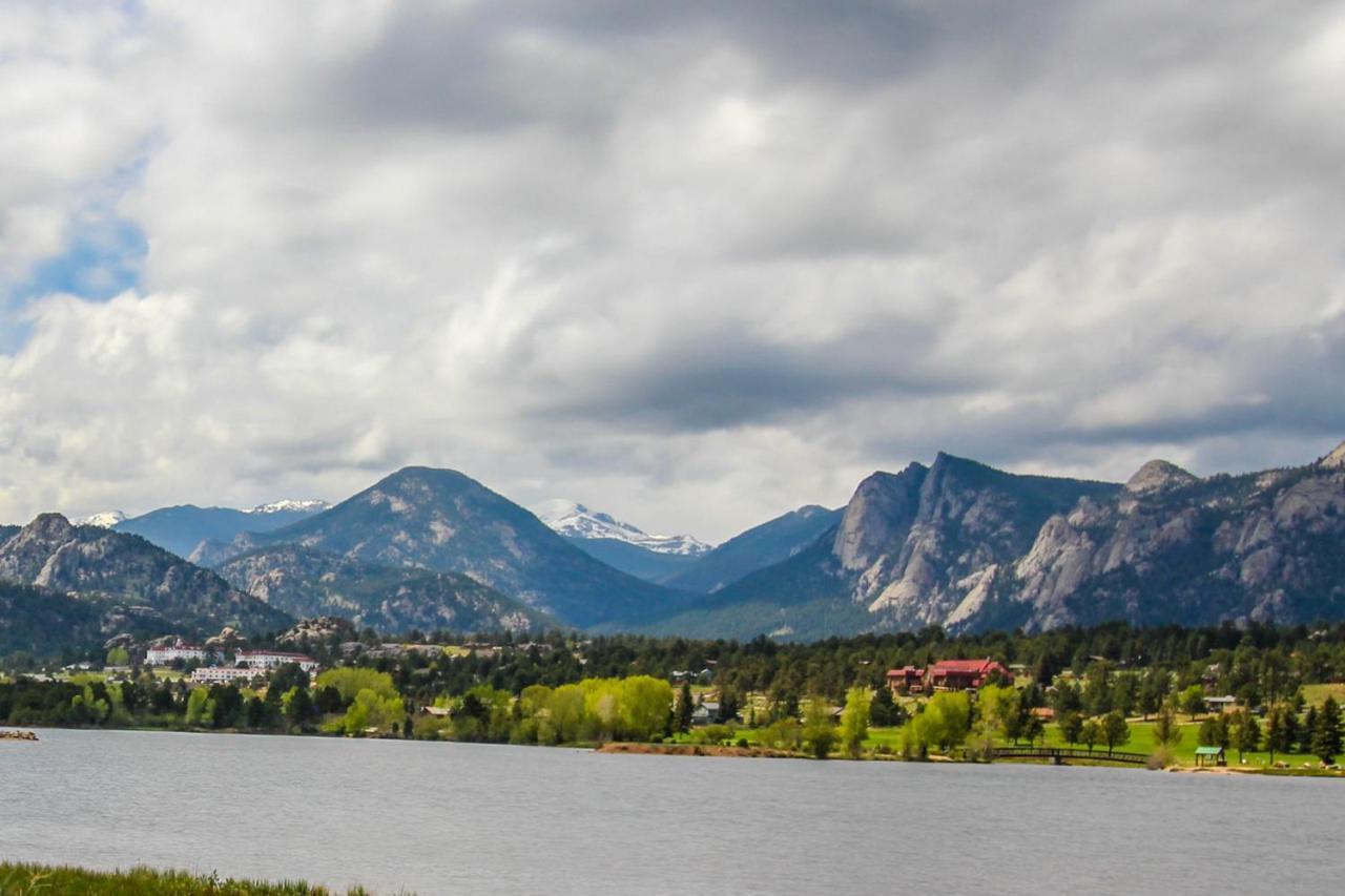 Appartamento Camelot On Deer Mountain - Permit #3109 Estes Park Esterno foto